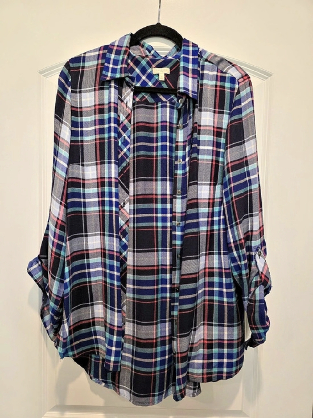 Talbots Plaid Button Down Shirt in Blue & Black Size Medium